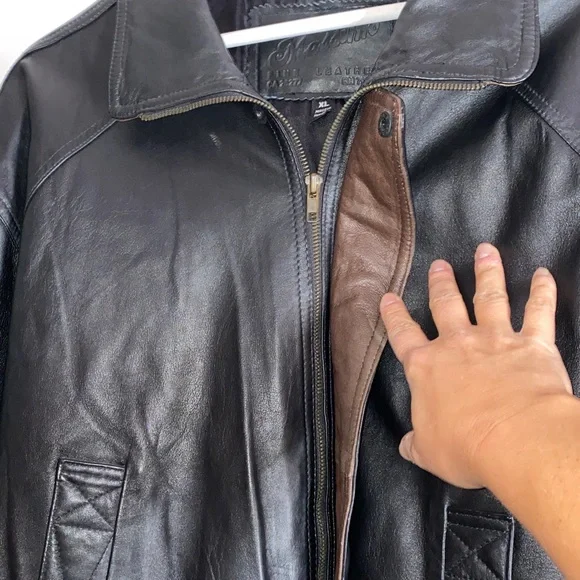 Vintage Mens original Mossimo Leather Bomber Flight Jacket XL brown under collar
